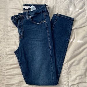 EUC Good American Good Legs Jean Size 8/29